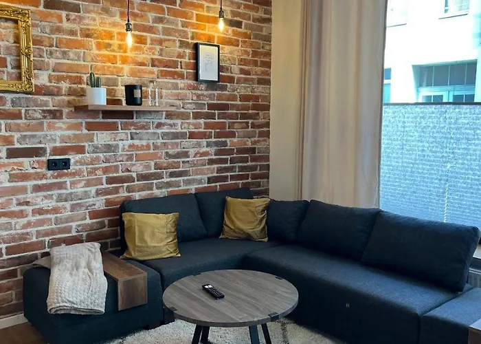 Designwohnung Schaufenster Sehr Zentral Gelegen Appartement