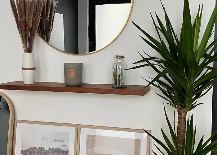 Designwohnung Schaufenster Sehr Zentral Gelegen * Ганновер