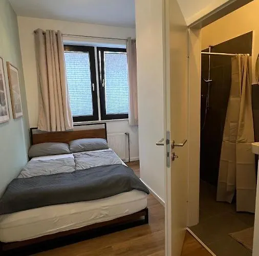 Designwohnung Schaufenster Sehr Zentral Gelegen * Ганновер